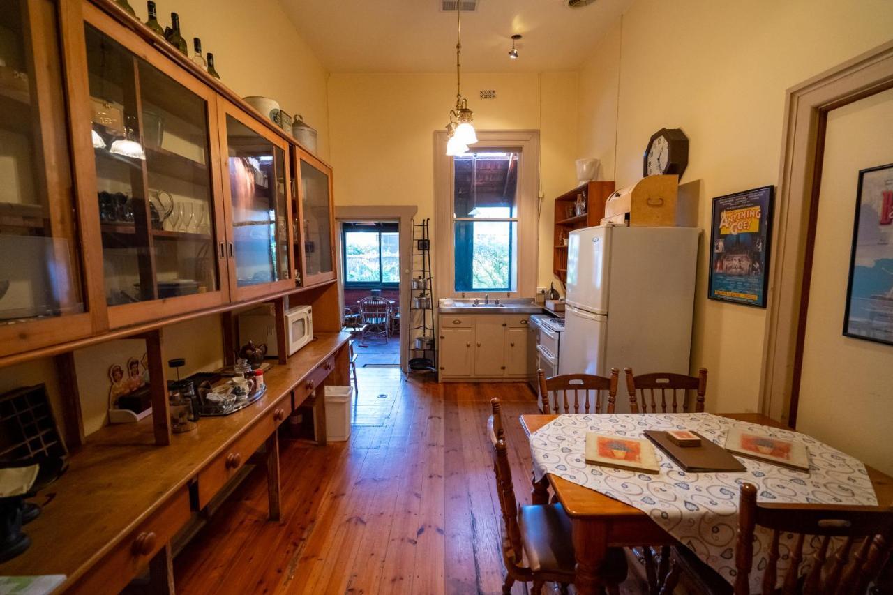 Bed and Breakfast Buxton Manor Аделаида Экстерьер фото